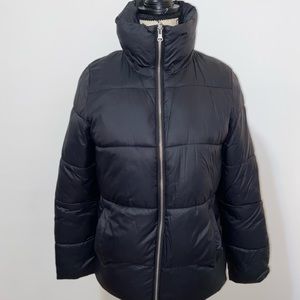 Old Navy Women’s Black Frost Free Puffer Coat